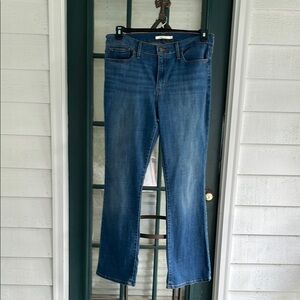 Levi's Slimming Boot Jeans Size 31